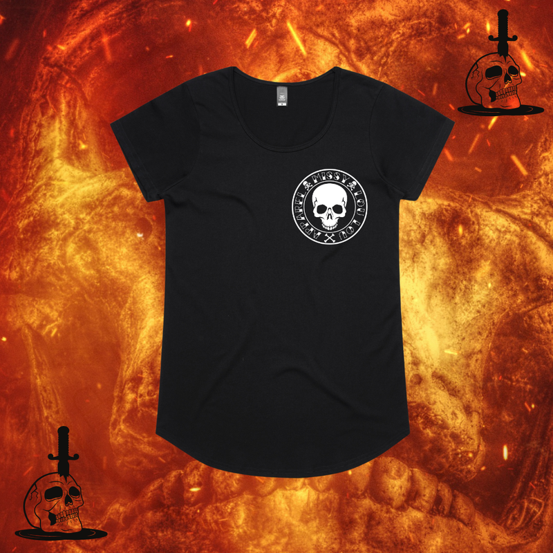 SKULL & BONES   - Drop neck tee's